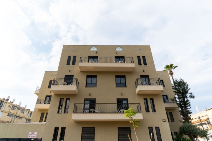 Tel Aviv-Yafo Apartments - Nahal Oz Street 33, Tel Aviv-Yafo - Image 130887