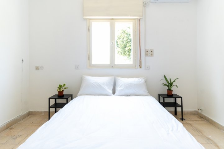 Tel Aviv Apartments - Spacious 3BR Surrounded by Greenery, Tel Aviv - Image 131693