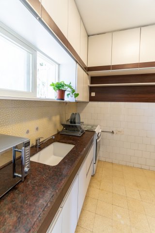 Tel Aviv Apartments - Spacious 3BR Surrounded by Greenery, Tel Aviv - Image 131701