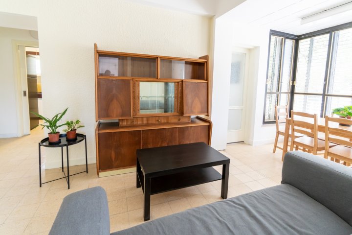 Tel Aviv Apartments - Spacious 3BR Surrounded by Greenery, Tel Aviv - Image 131707