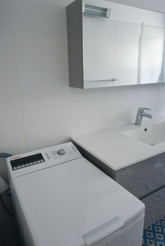 Tel Aviv Apartments - Central Spacious  Renovated APT, Tel Aviv - Image 74999