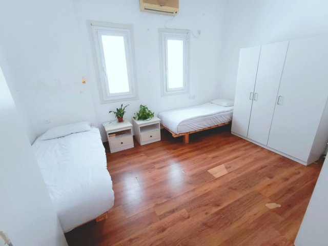 Квартиры Тель-Авив - Rothschild and Herzel Big 4 BD apt, Тель-Авив - Image 131387