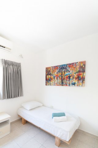 Tel Aviv-Jaffa Apartments - Great value -10 guests by Dizengoff, Tel Aviv-Jaffa - Image 131943