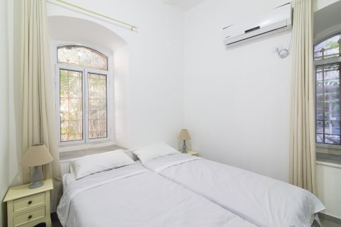Gerusalemme Apartments - Super central studio with Garden II - Main Image