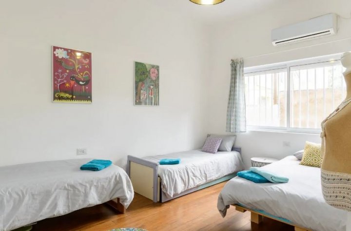 Tel Aviv-Yafo Apartments - Spacious with Balconies Near Beach!, Tel Aviv-Yafo - Image 127967